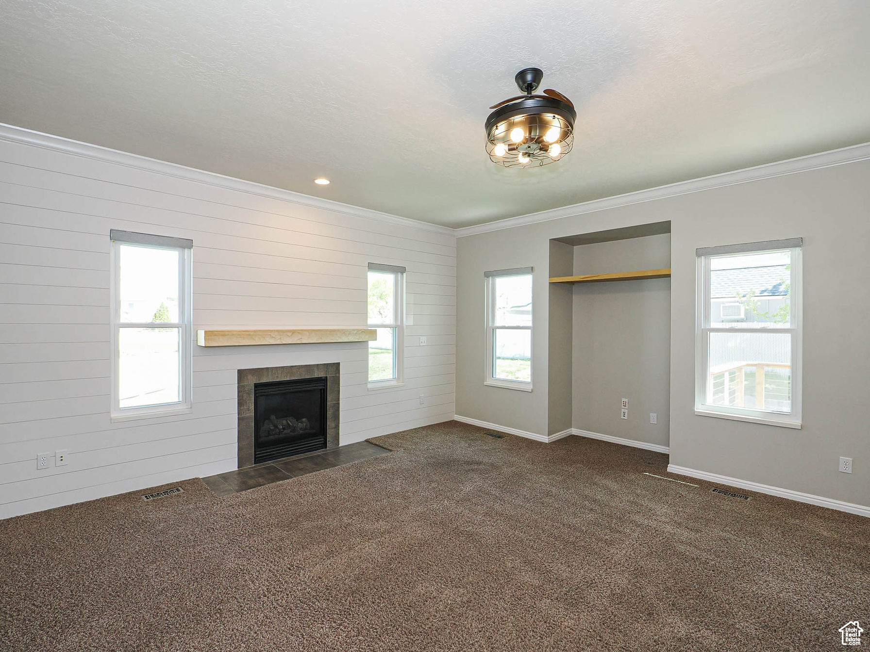 RIVER PARK - Residential