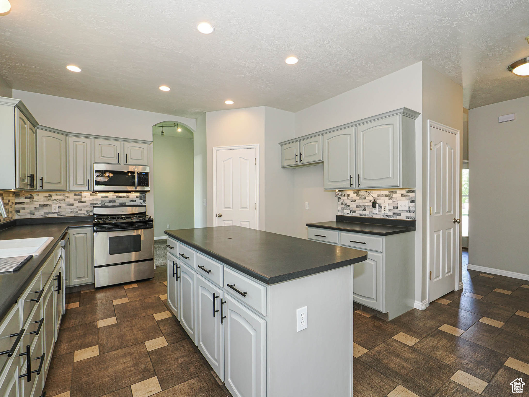 RIVER PARK - Residential