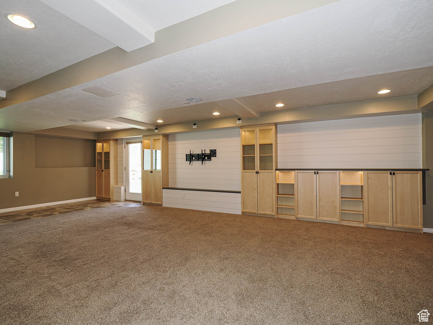 RIVER PARK - Residential