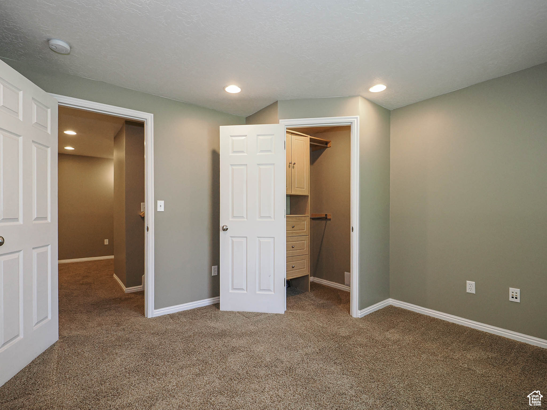 RIVER PARK - Residential