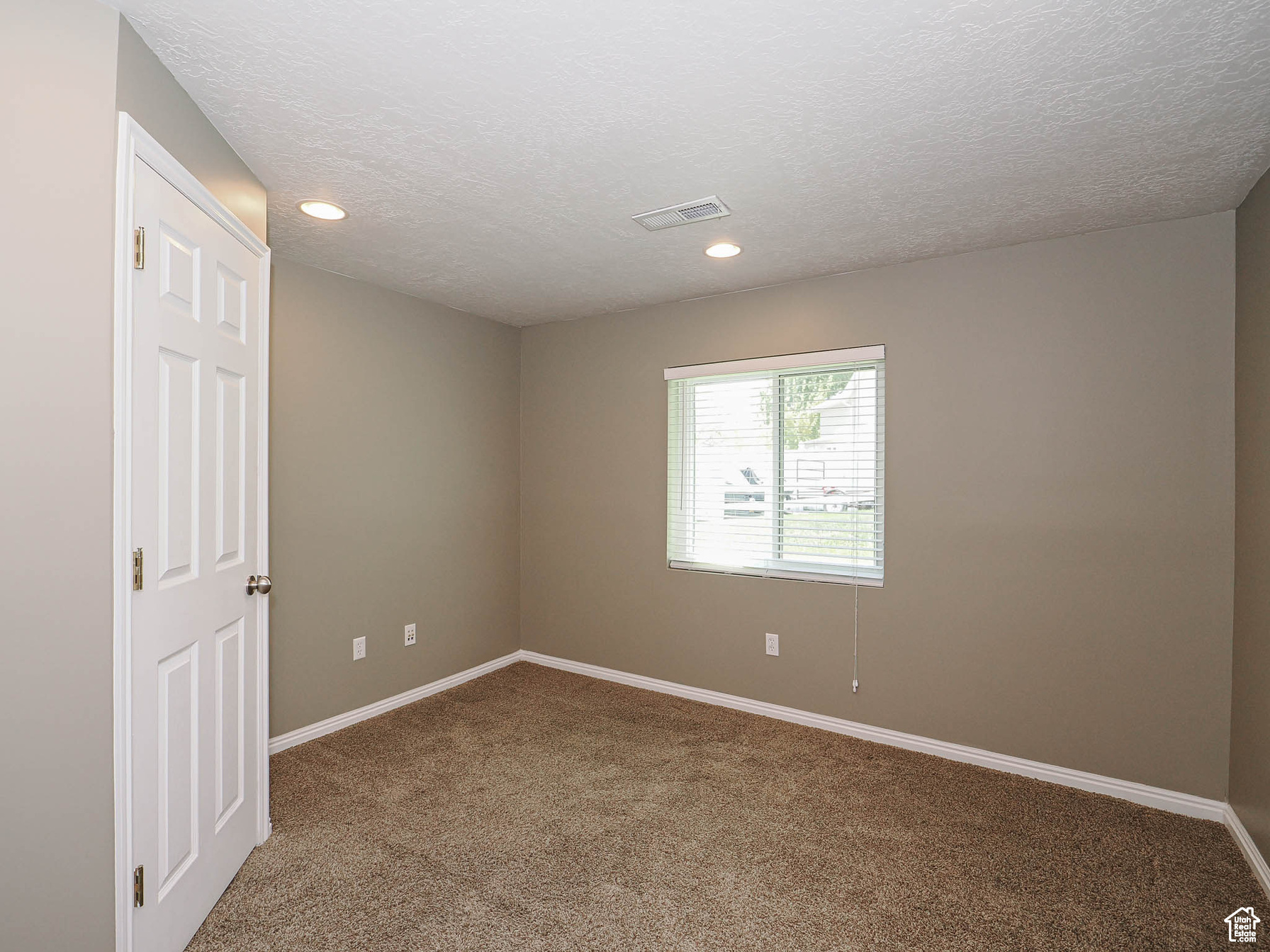 RIVER PARK - Residential