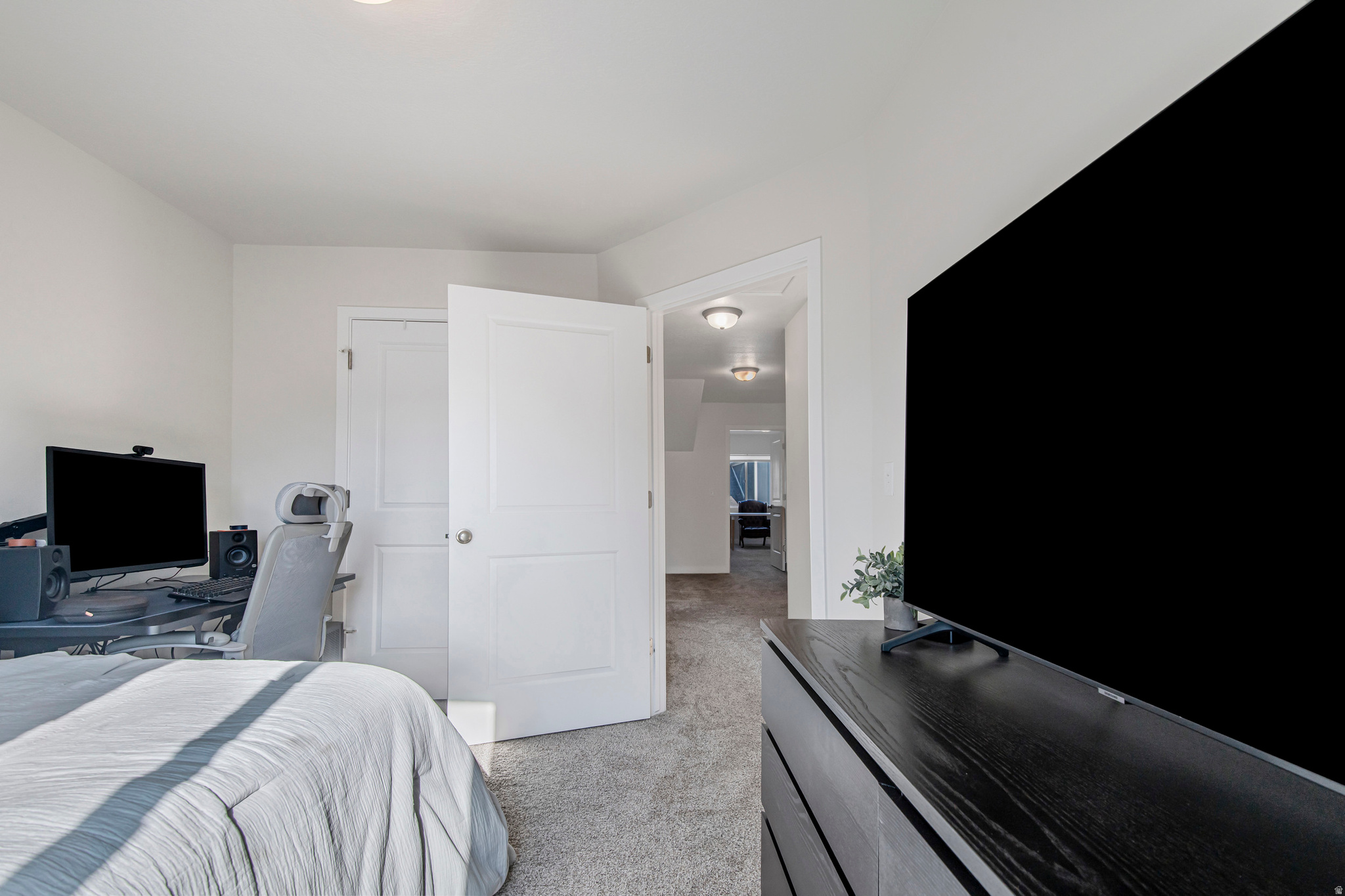 SALT POINT - Residential