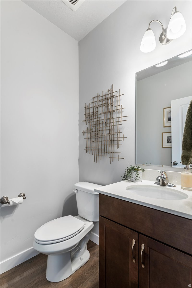 SALT POINT - Residential Lease