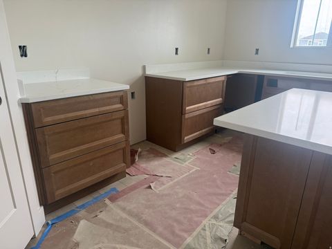 Tiny photo for 3031 W SOLACE ST, Syracuse, UT 84075 (MLS # 2156467)