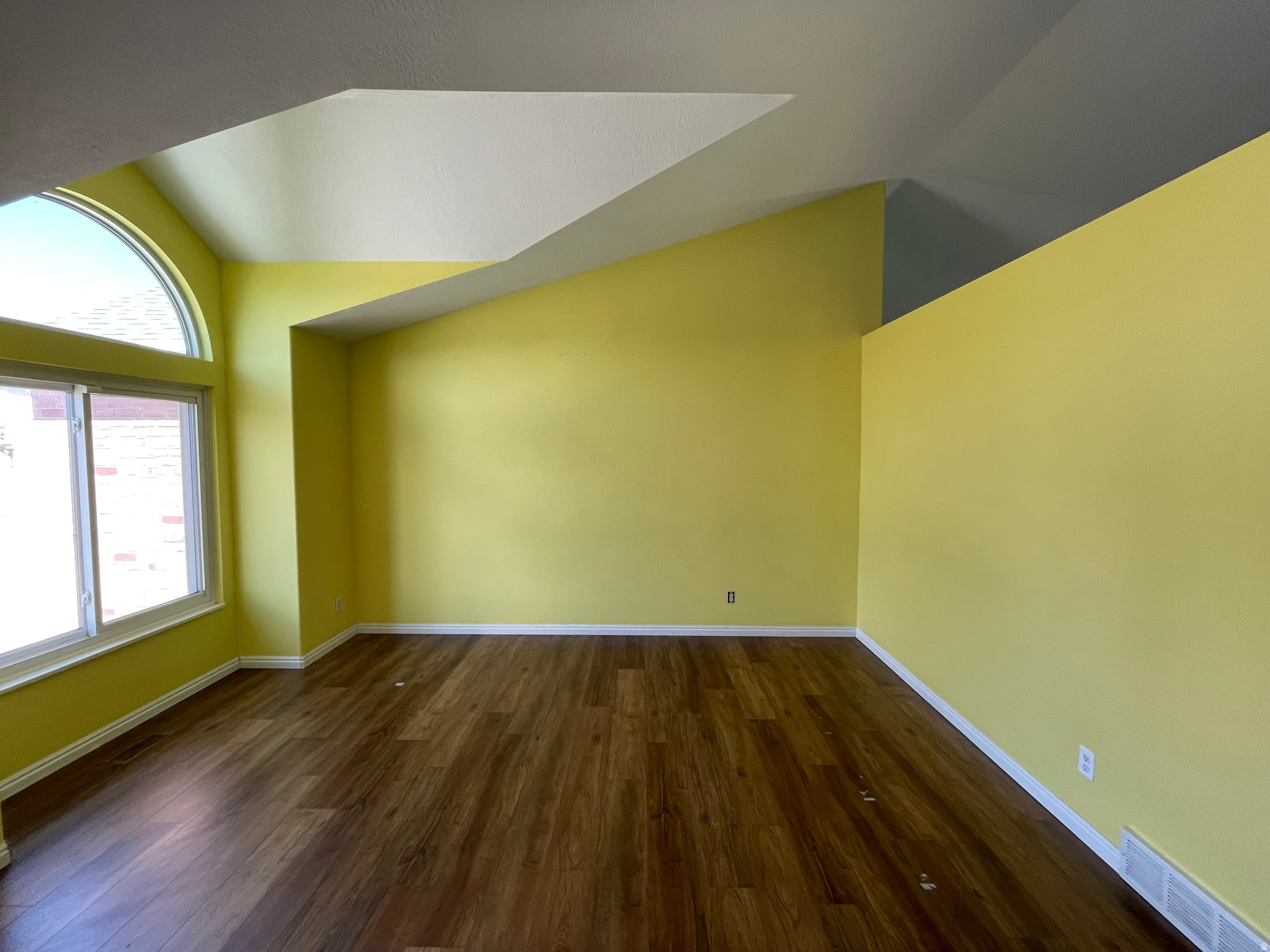 IVORY HIGHLANDS PHASE 1 - Residential