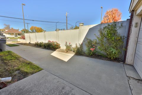 Tiny photo for 115 S 300 E, American Fork, UT 84003 (MLS # 2120719)