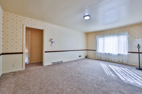 Tiny photo for 115 S 300 E, American Fork, UT 84003 (MLS # 2120719)