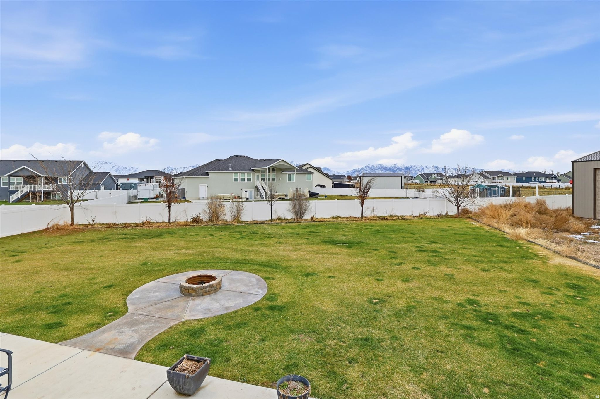 QUAIL MEADOWS ESTATES - Residential