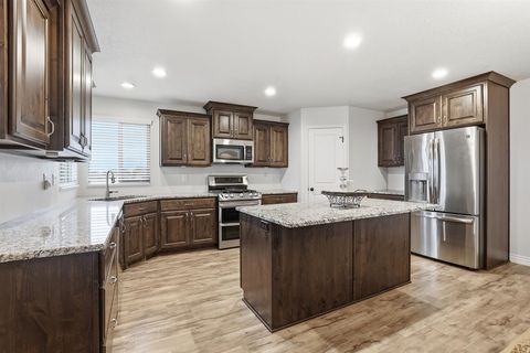 Tiny photo for 3570 S 5425 W, Hooper, UT 84315 (MLS # 2125357)