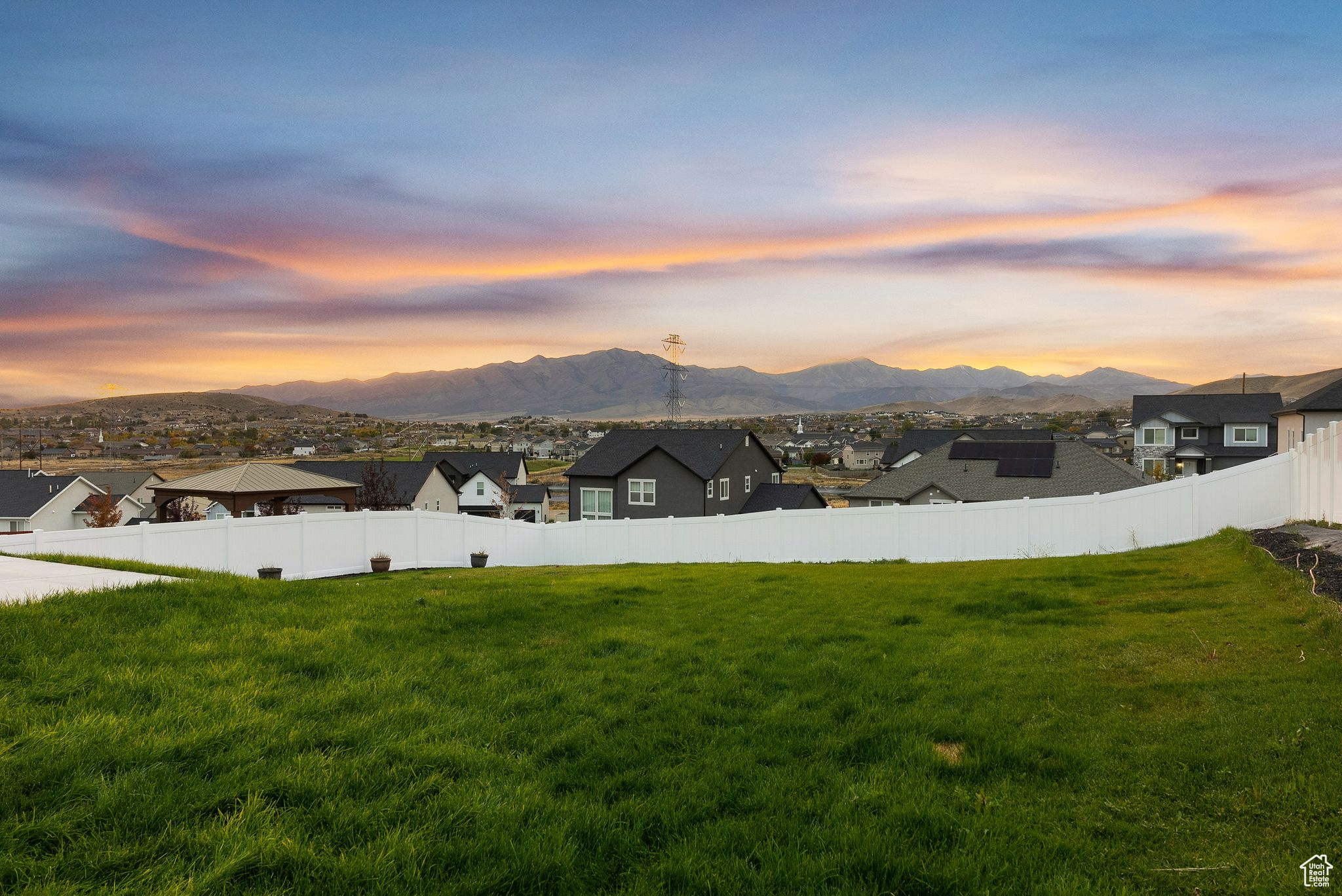 QUAILHILL AT MOUNT SARATOGA - Residential