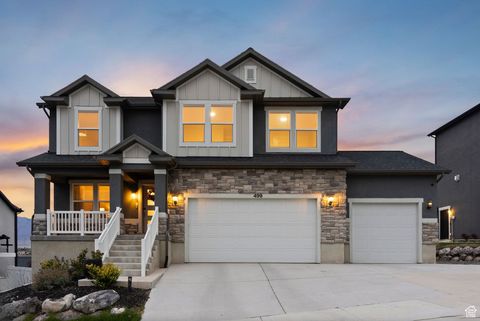 Photo of 499 N STONE RIDGE DR, Saratoga Springs, UT 84045 (MLS # 2117460)