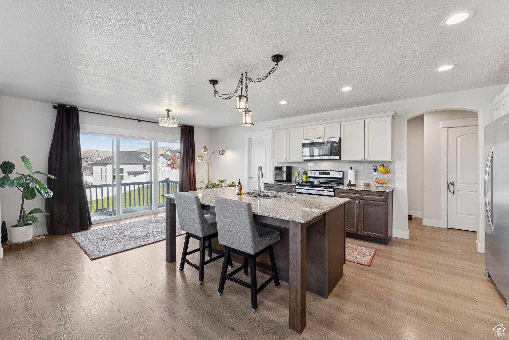 QUAILHILL AT MOUNT SARATOGA - Residential