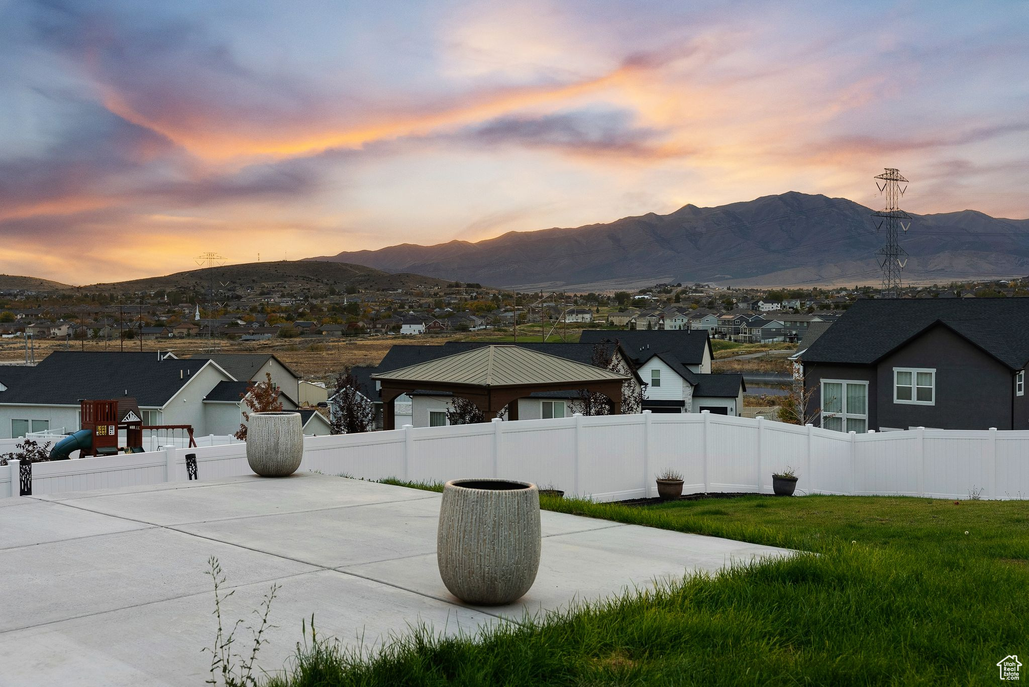 QUAILHILL AT MOUNT SARATOGA - Residential