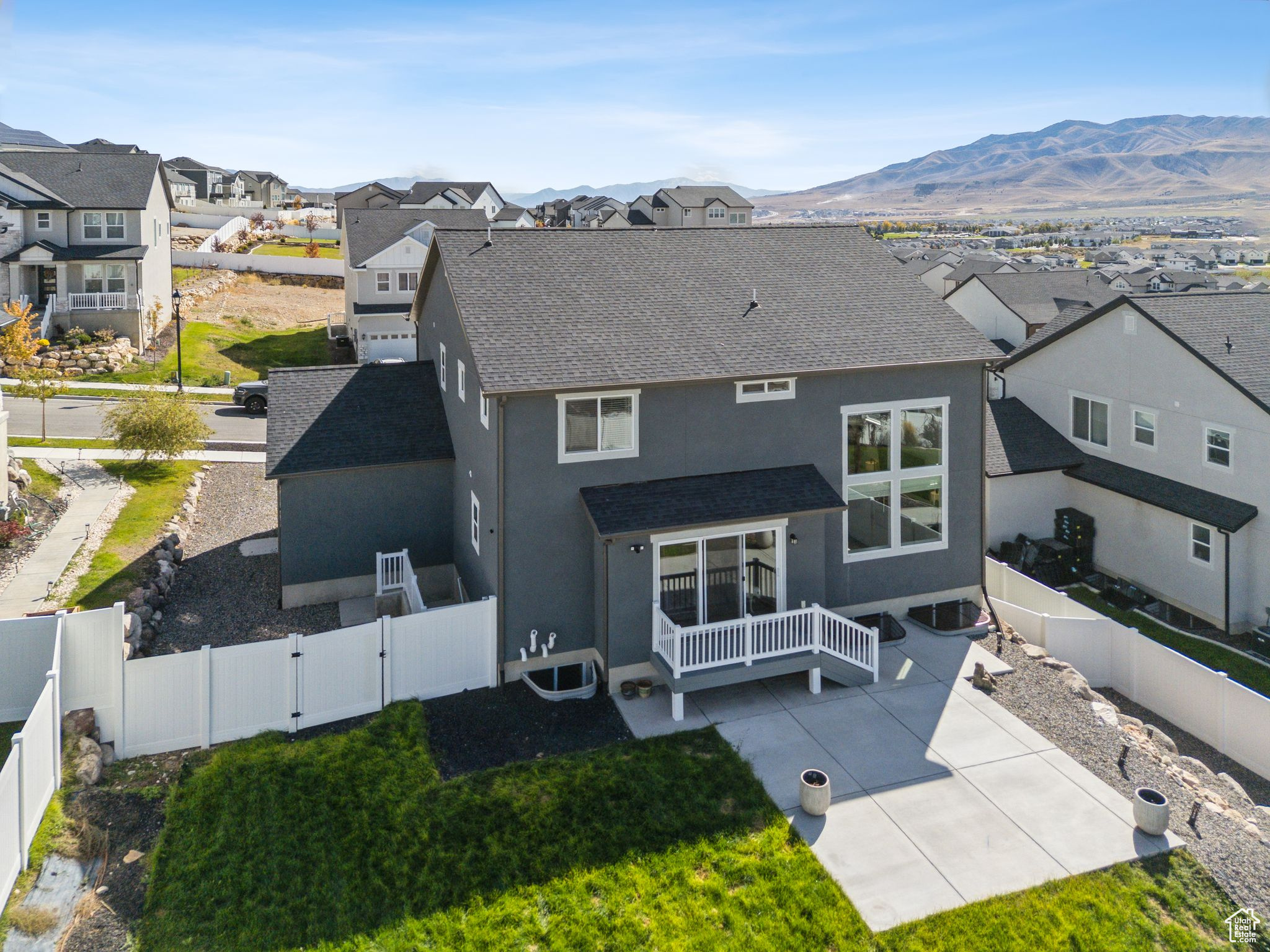 QUAILHILL AT MOUNT SARATOGA - Residential