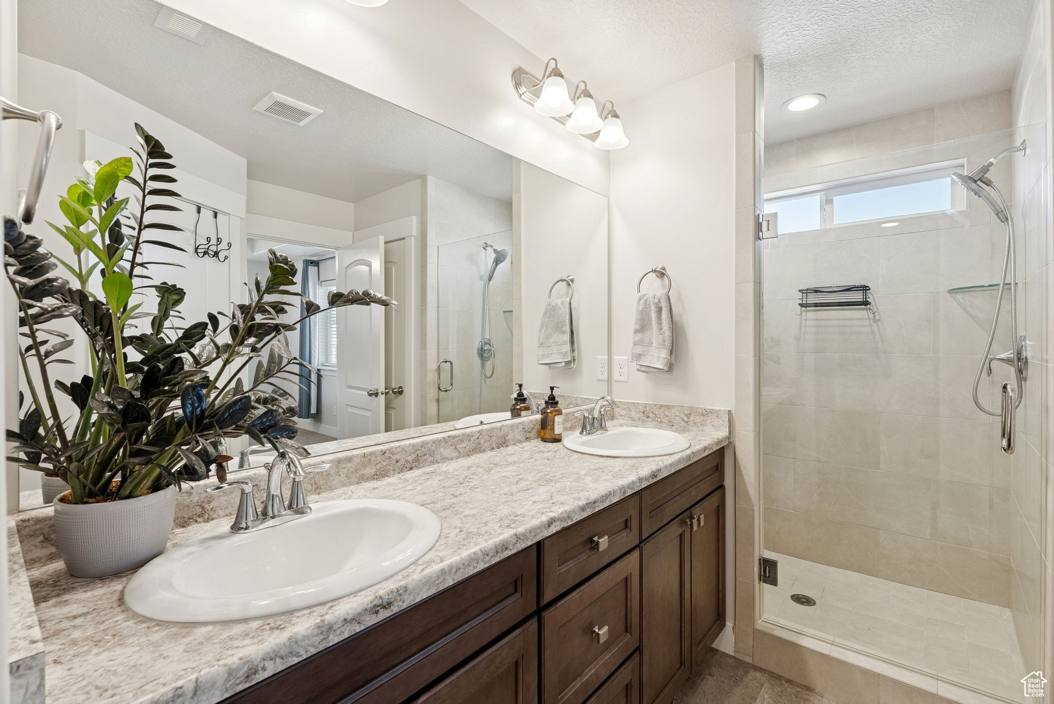 QUAILHILL AT MOUNT SARATOGA - Residential