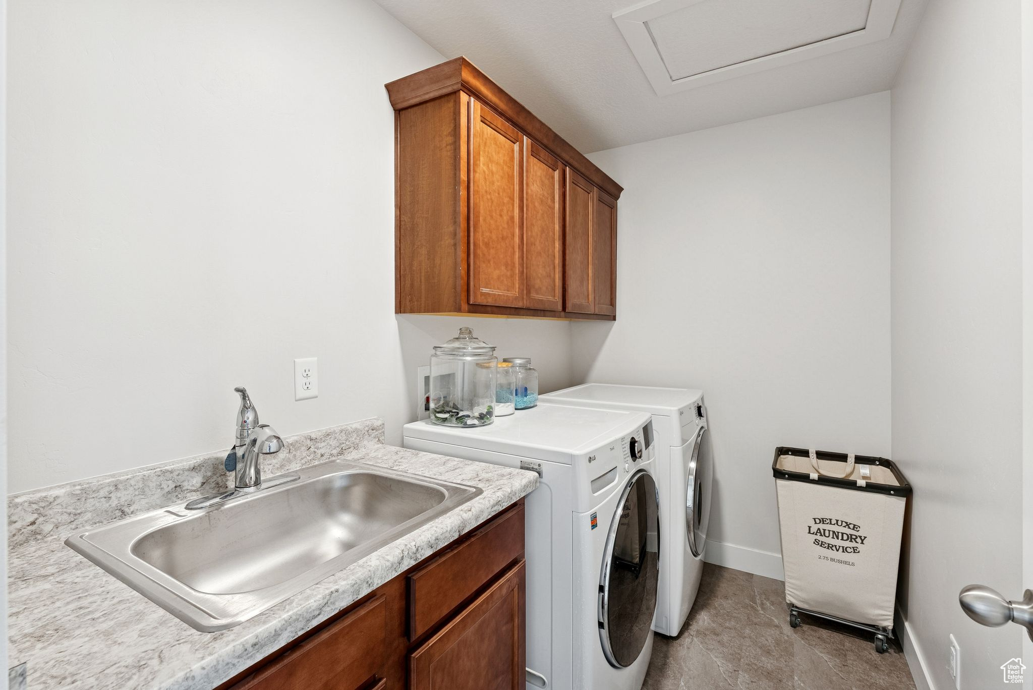 QUAILHILL AT MOUNT SARATOGA - Residential