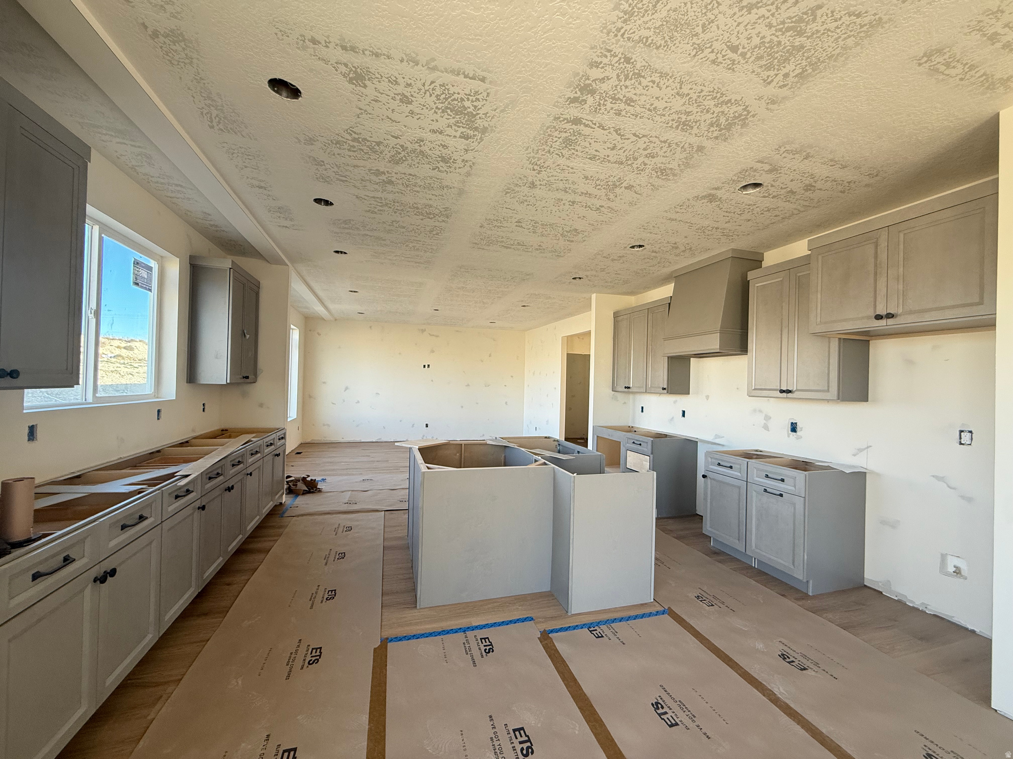 OQUIRRH WEST - Residential