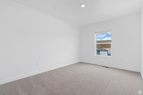 Tiny photo for 7255 BALD EAGLE WAY N, Eagle Mountain, UT 84005 (MLS # 2109884)