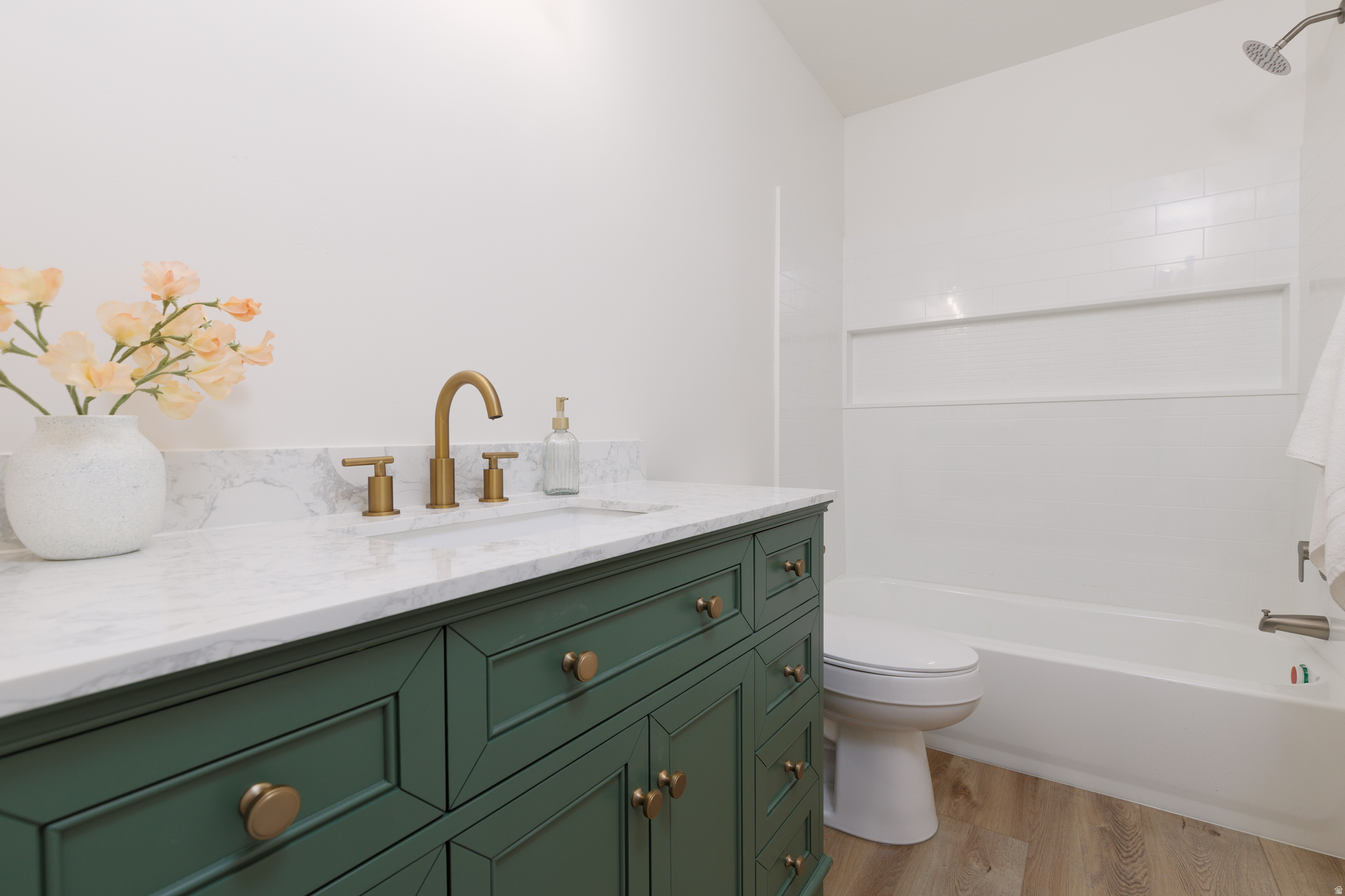 ROCKET GEM - Residential