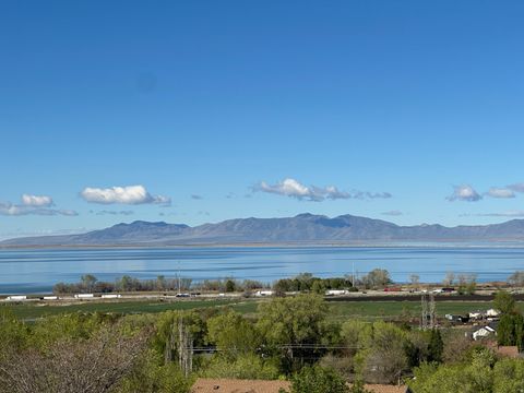 Tiny photo for 395 S 200 E, Willard, UT 84340 (MLS # 2146581)