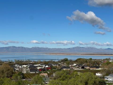 Tiny photo for 395 S 200 E, Willard, UT 84340 (MLS # 2146581)