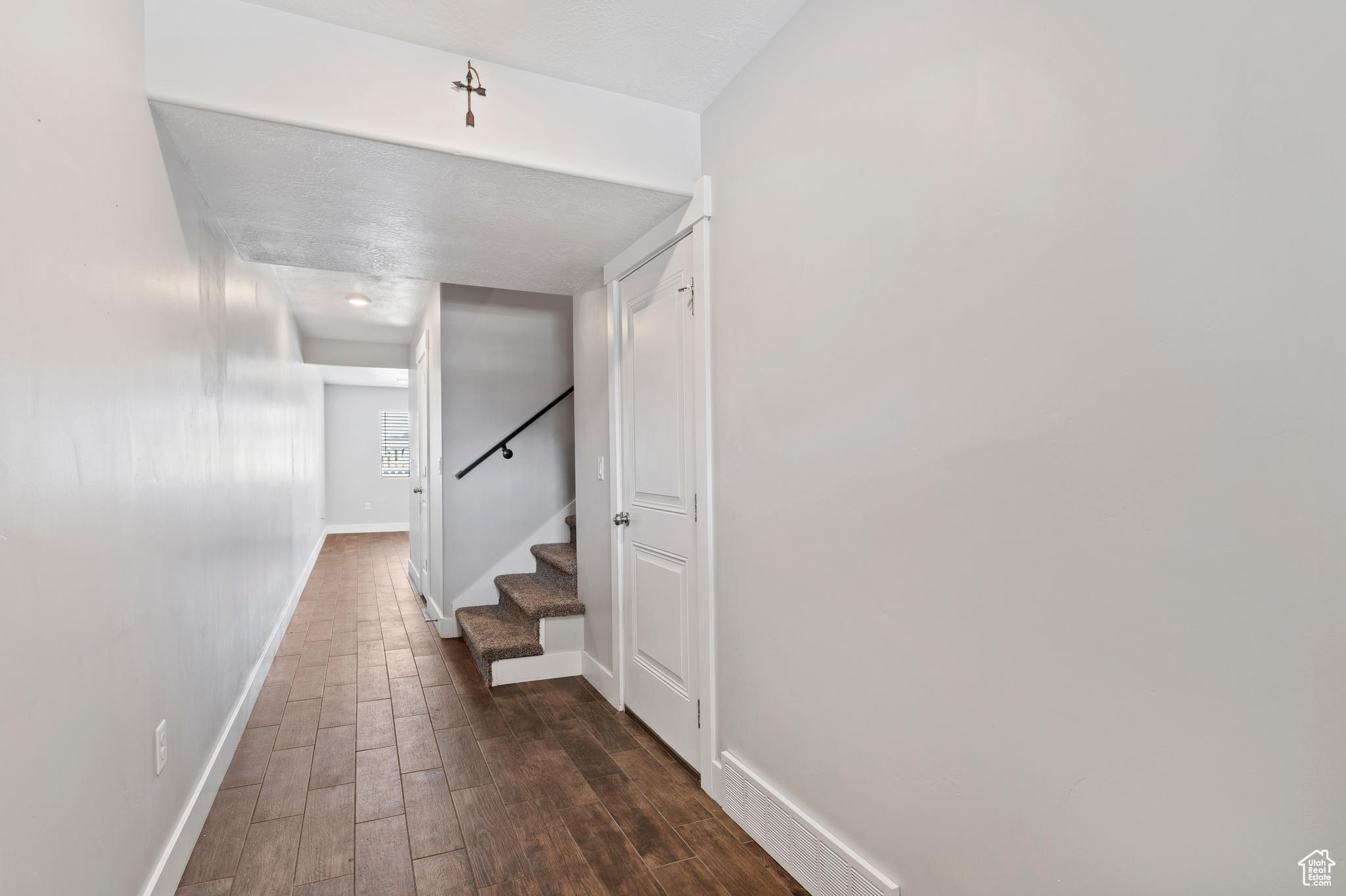 FREEDOM LANDING TOWN - Residential Lease