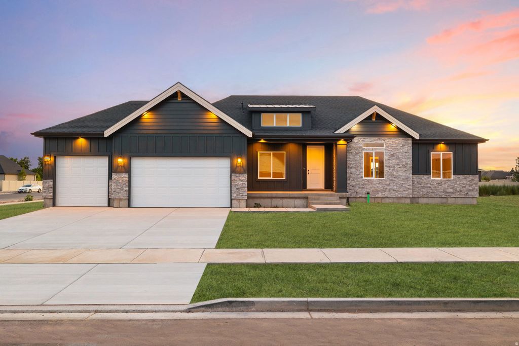 Photo of 1696 S WINDSONG DR #362, Santaquin, UT 84655 (MLS # 2152061)