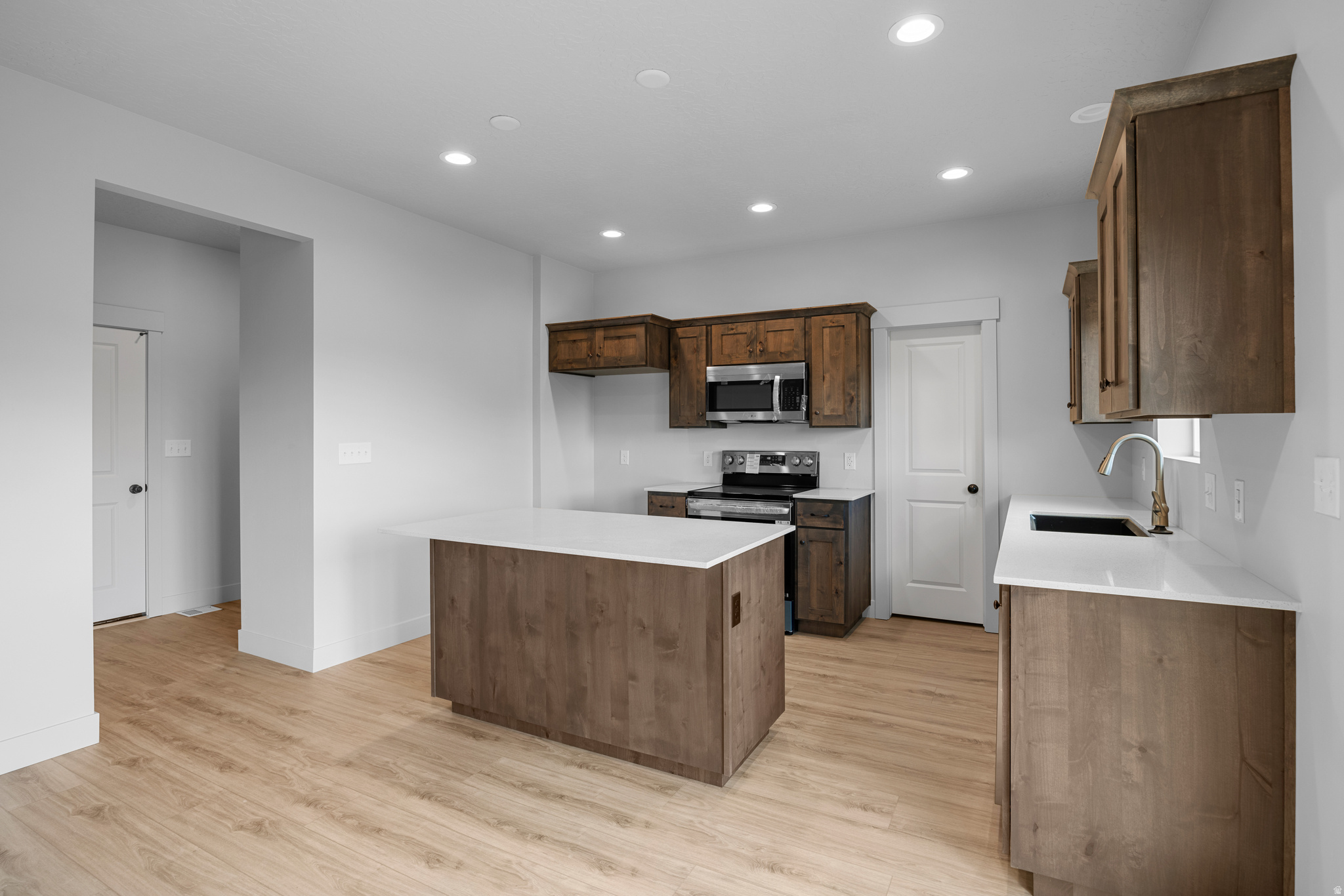 SUMMIT RIDGE THE HILLS - Residential