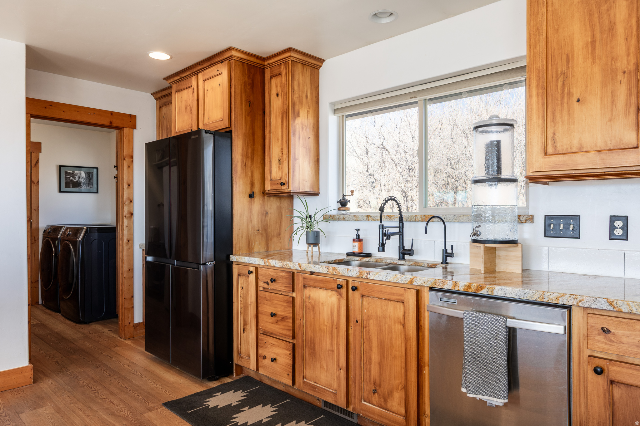 ROCKPORT ESTATES - Residential