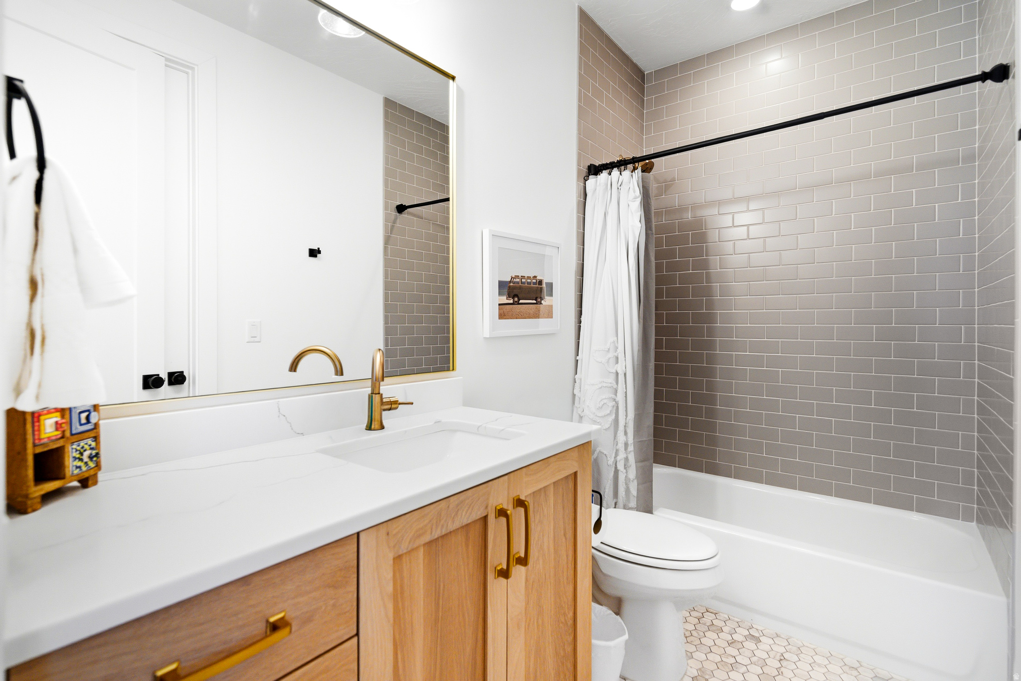 DESERT COLOR RESORT PH 5 - Residential