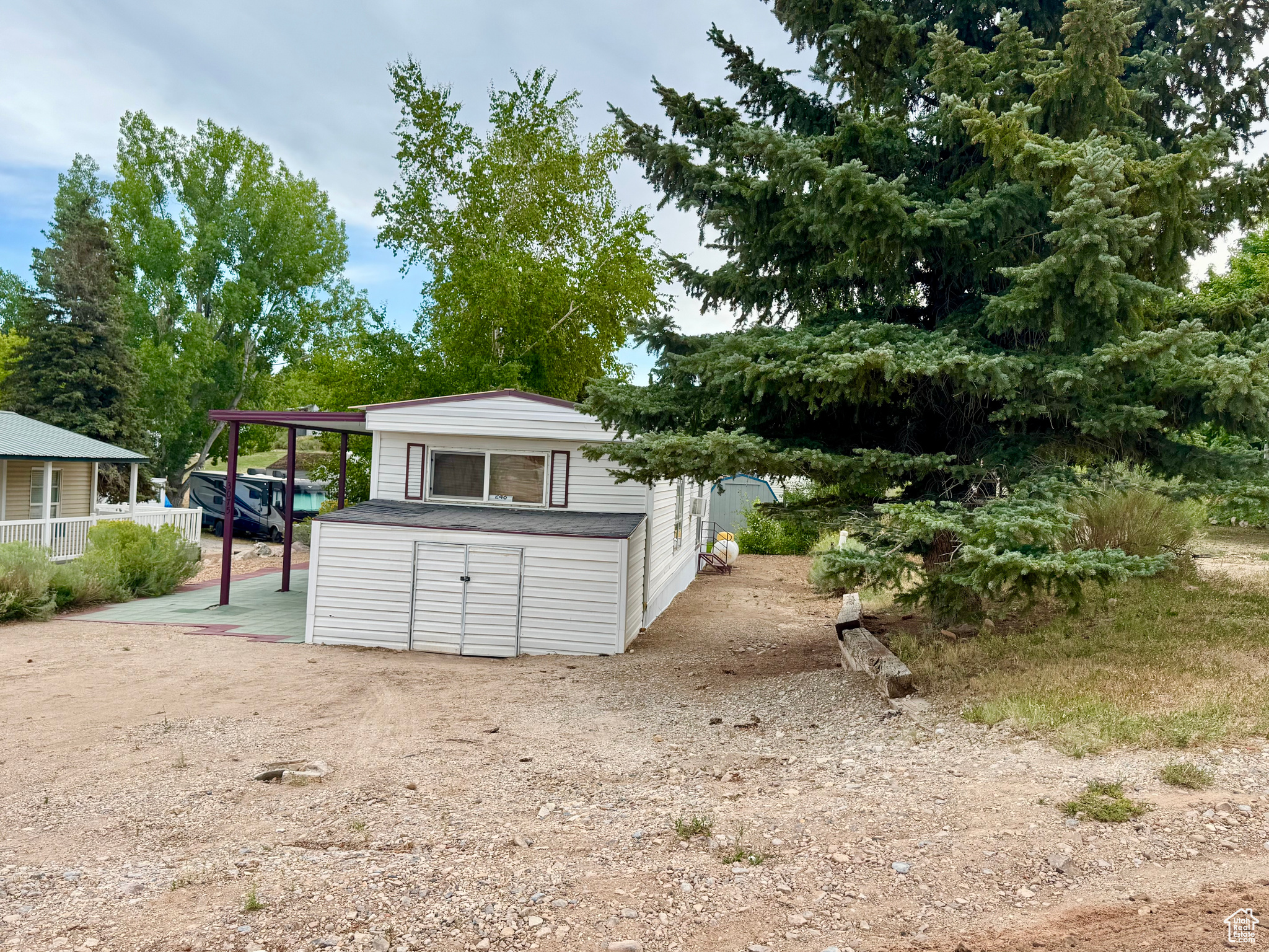 SWEETWATER PARK TRAILER & CAMPER PARK - Residential