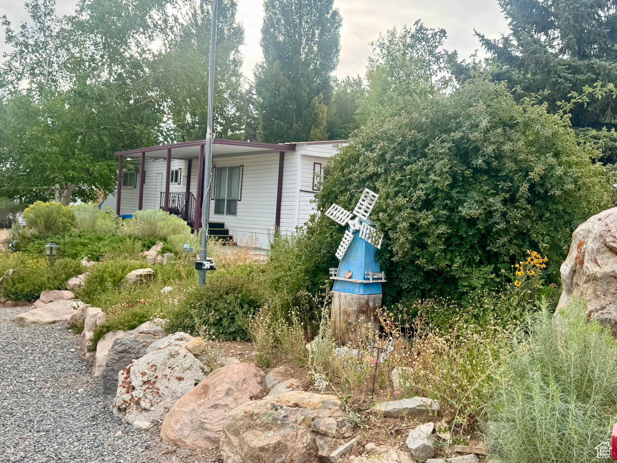 SWEETWATER PARK TRAILER & CAMPER PARK - Residential