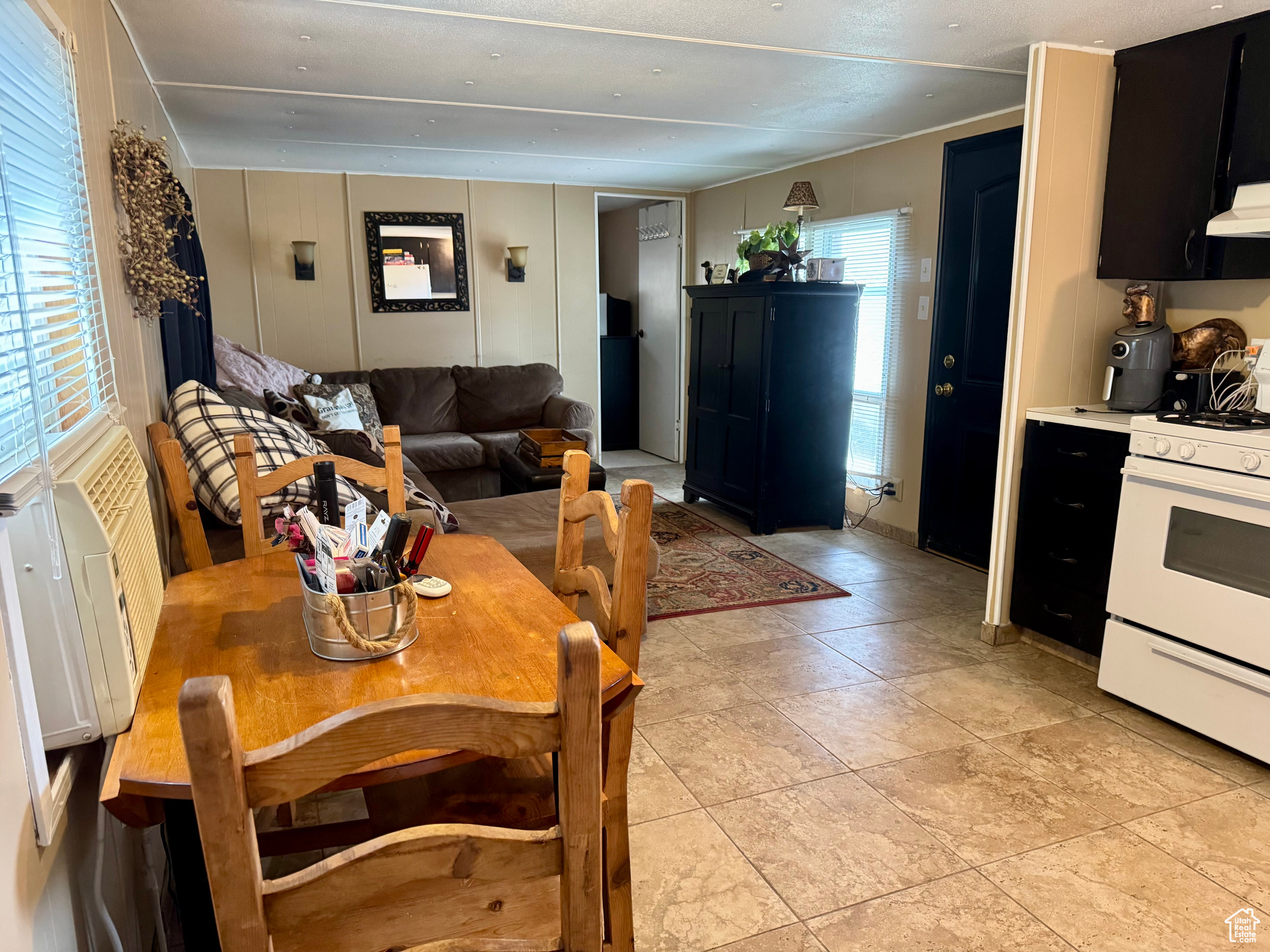 SWEETWATER PARK TRAILER & CAMPER PARK - Residential