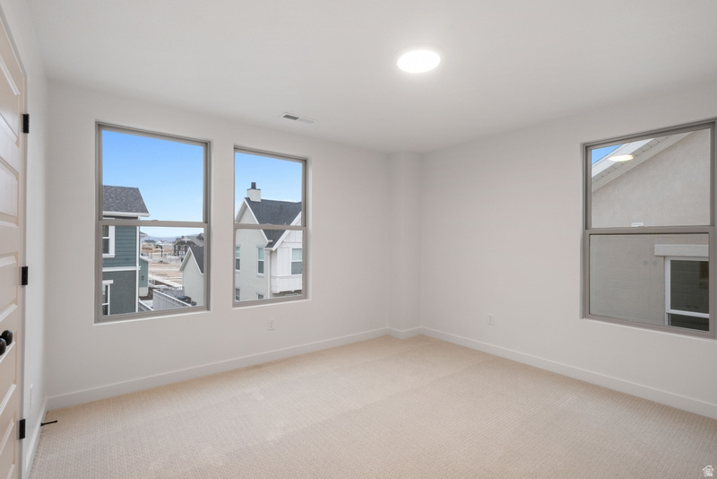 DAYBREAK - Residential Income