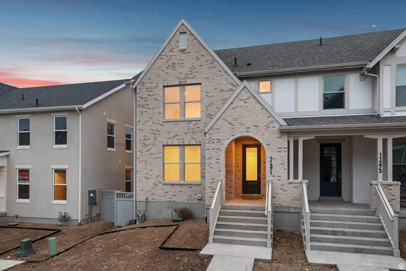 DAYBREAK - Residential Income