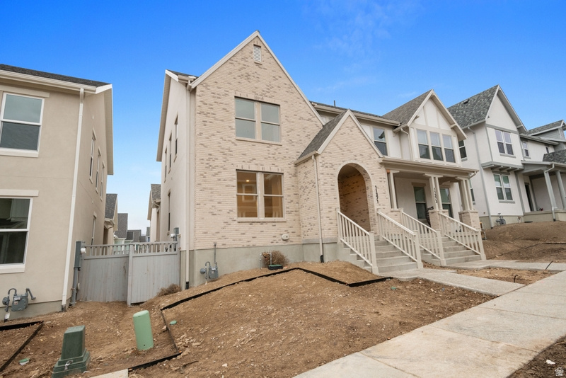 DAYBREAK - Residential Income