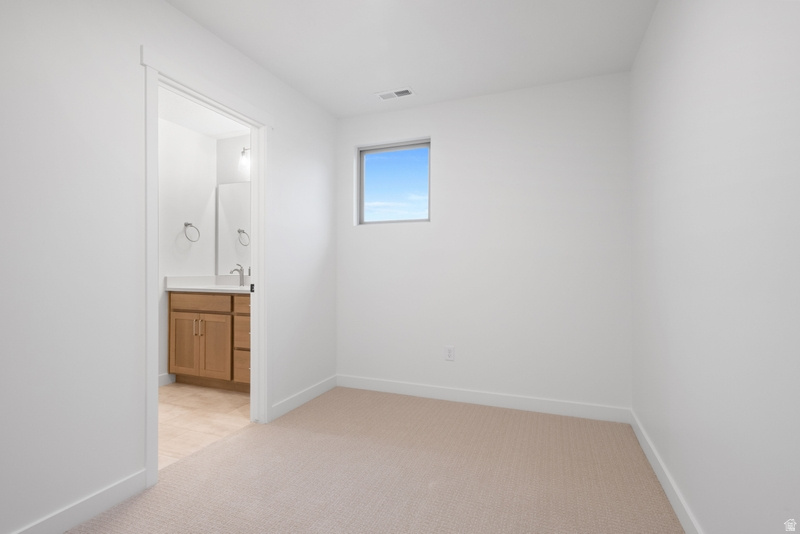 DAYBREAK - Residential Income