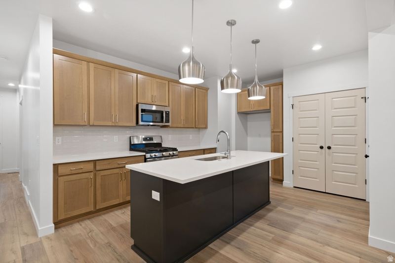 DAYBREAK - Residential Income