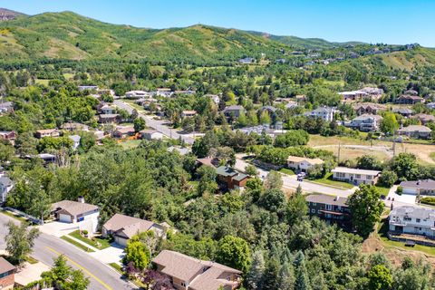 Tiny photo for 831 E SAN SIMEON WAY, Bountiful, UT 84010 (MLS # 2145267)