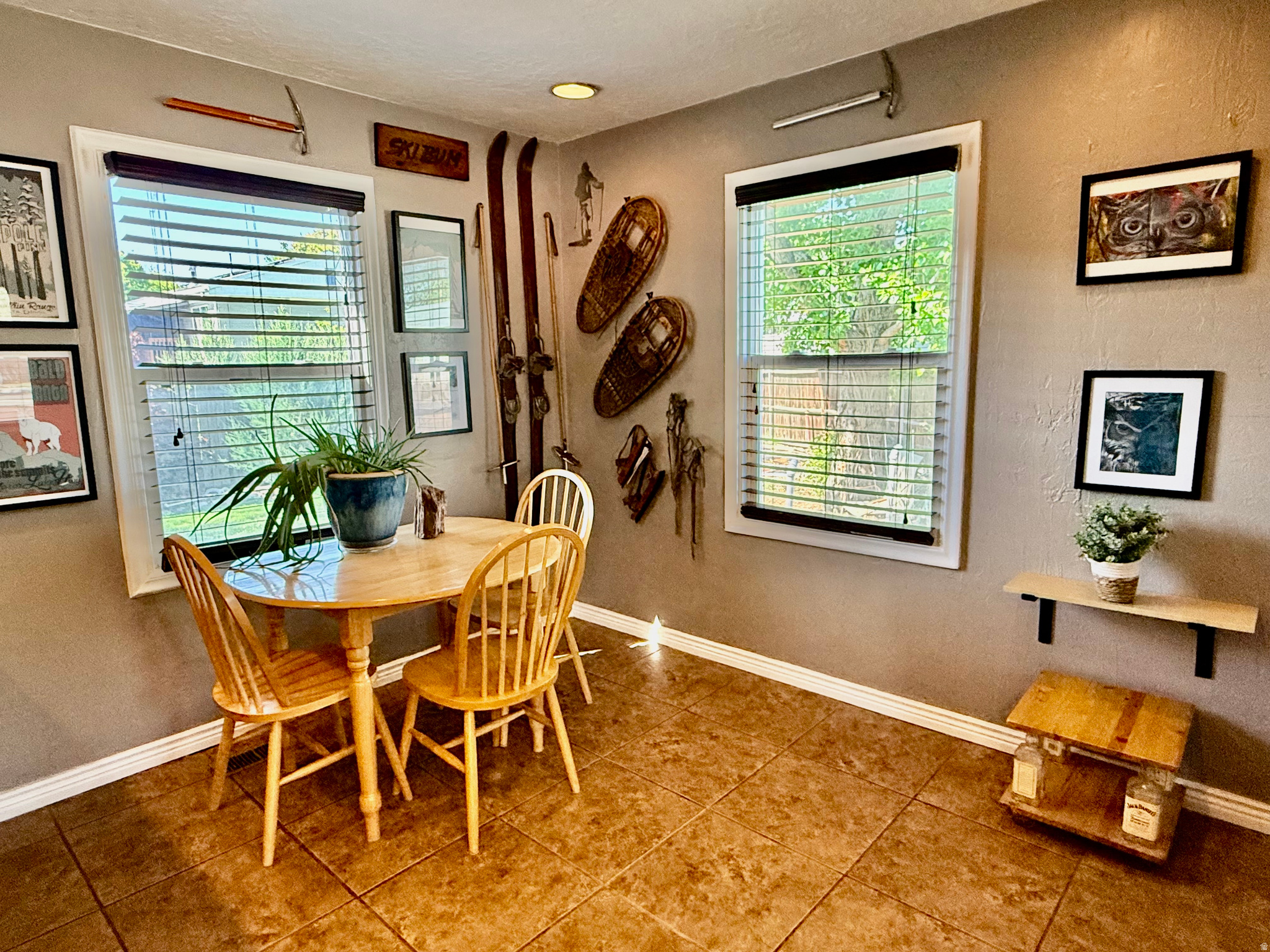 MEADOWS - Residential