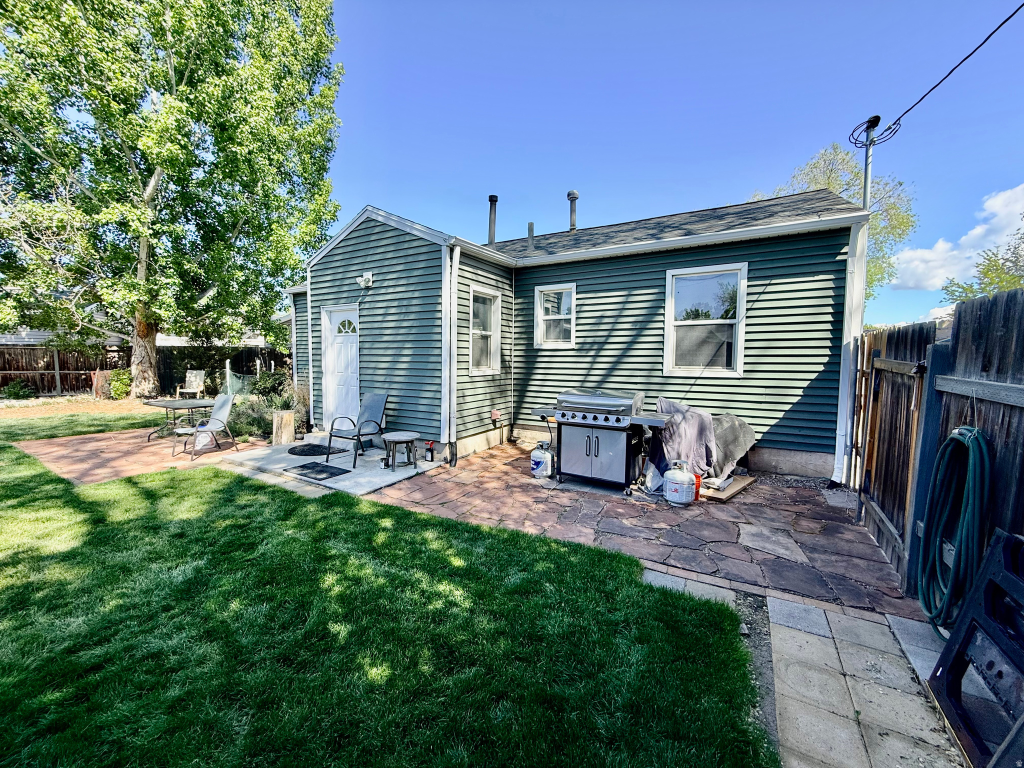 MEADOWS - Residential
