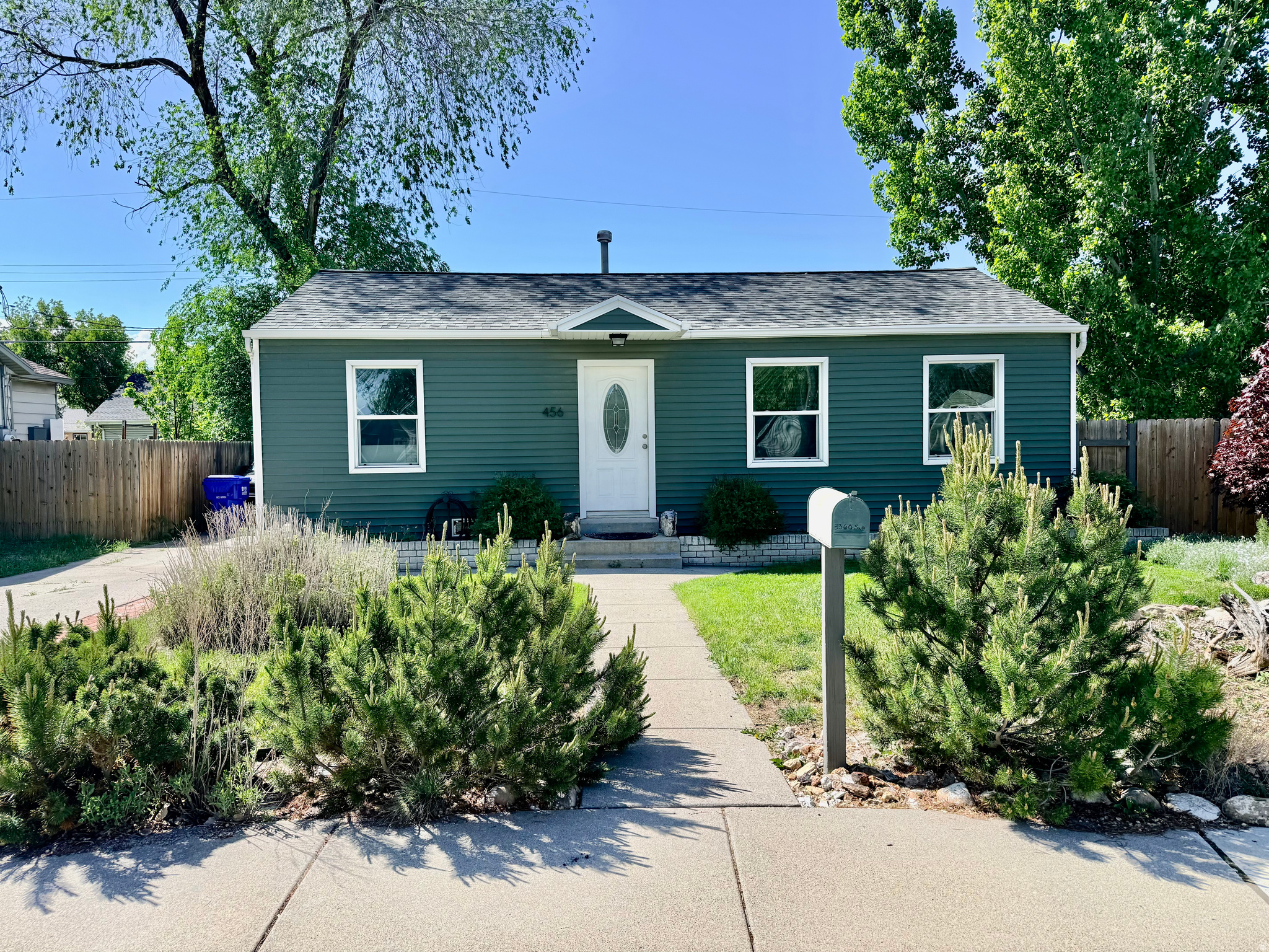 MEADOWS - Residential