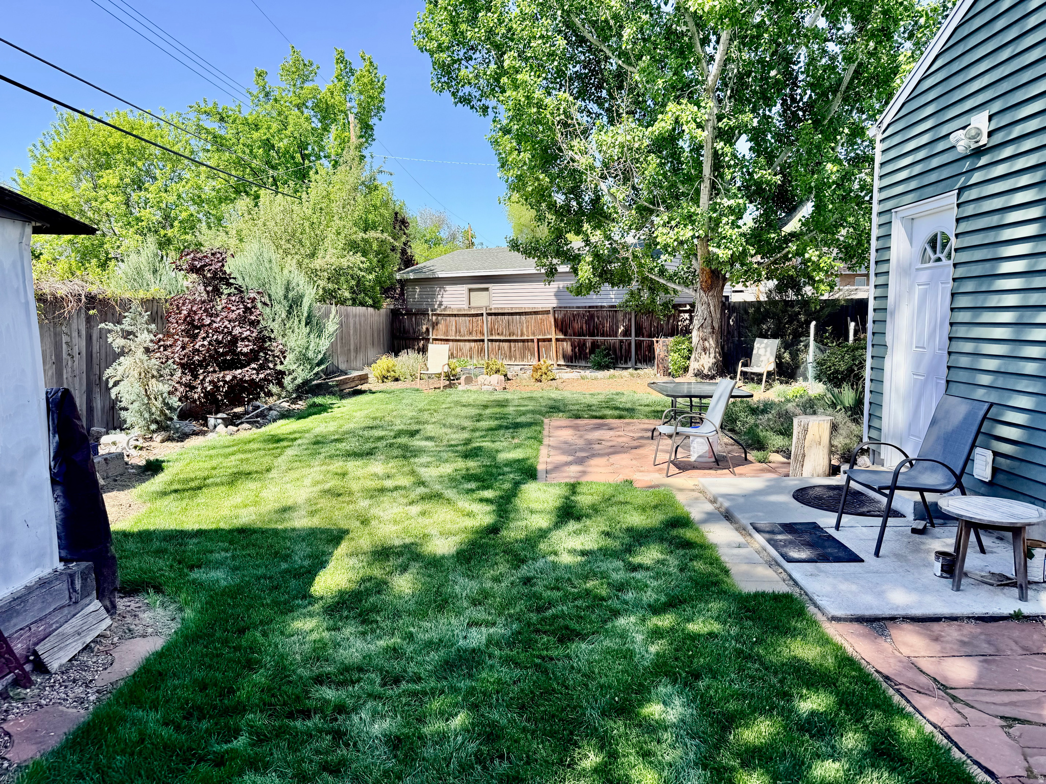 MEADOWS - Residential