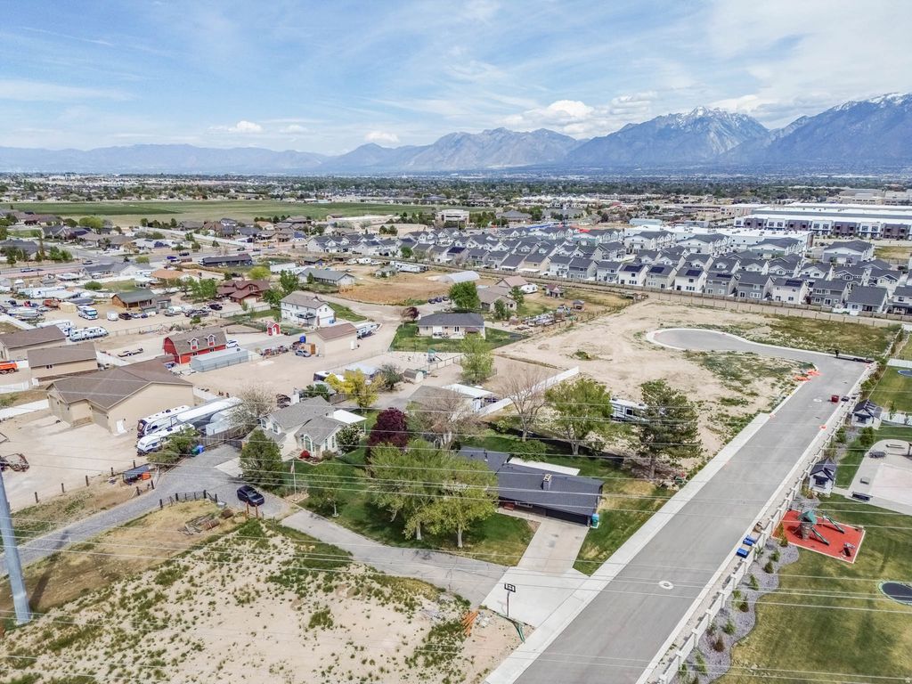 Photo of 12747 S SUNDAY DR, Riverton, UT 84096 (MLS # 2153913)