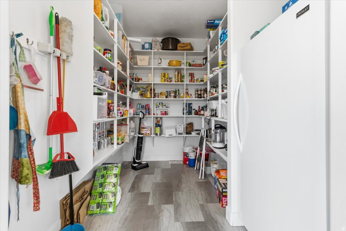 SHINGLE MILL SUBDIVISION - Residential