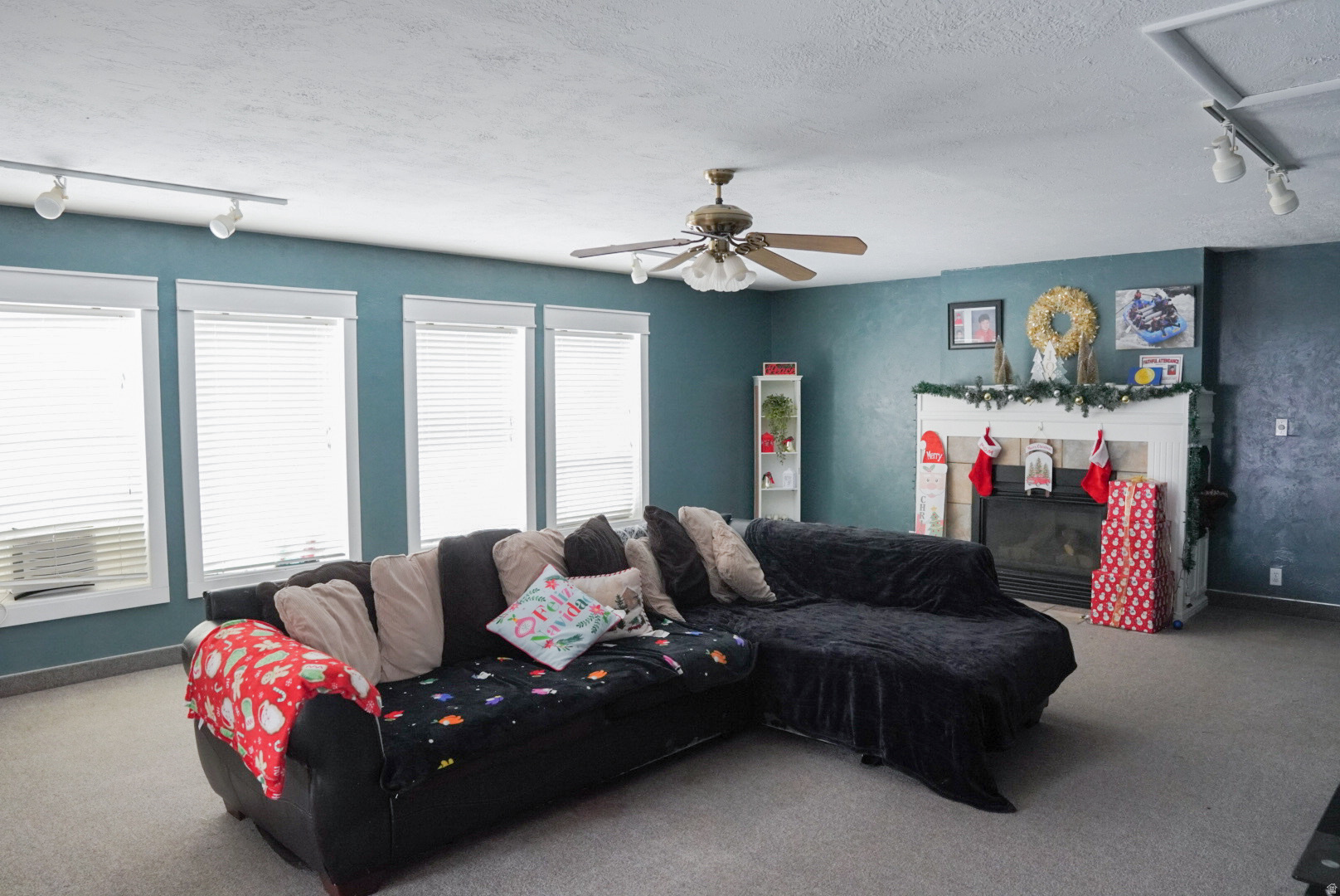 MOUNTAIN VIEW #1 - Residential