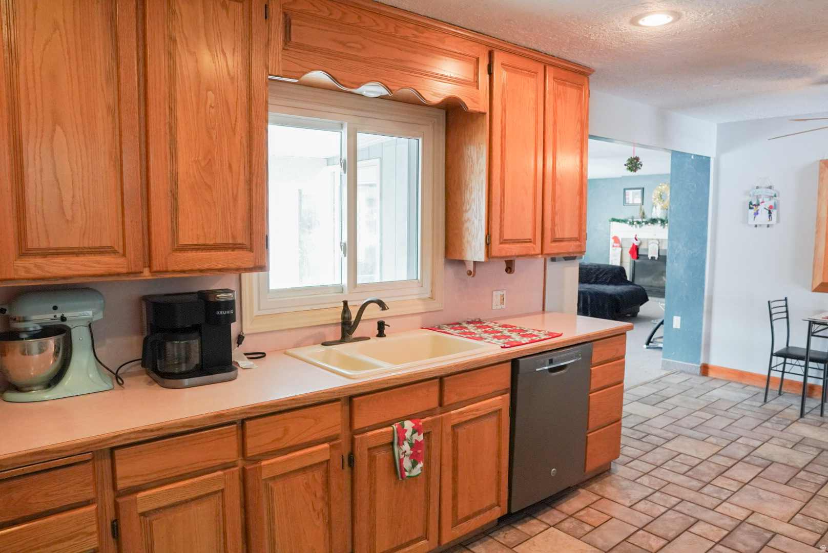 MOUNTAIN VIEW #1 - Residential