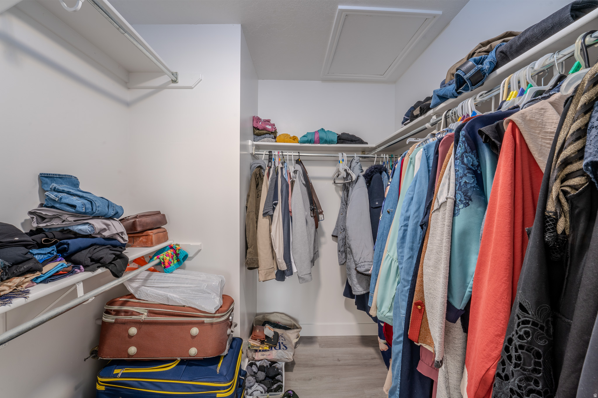 PARK CREEKE - Residential