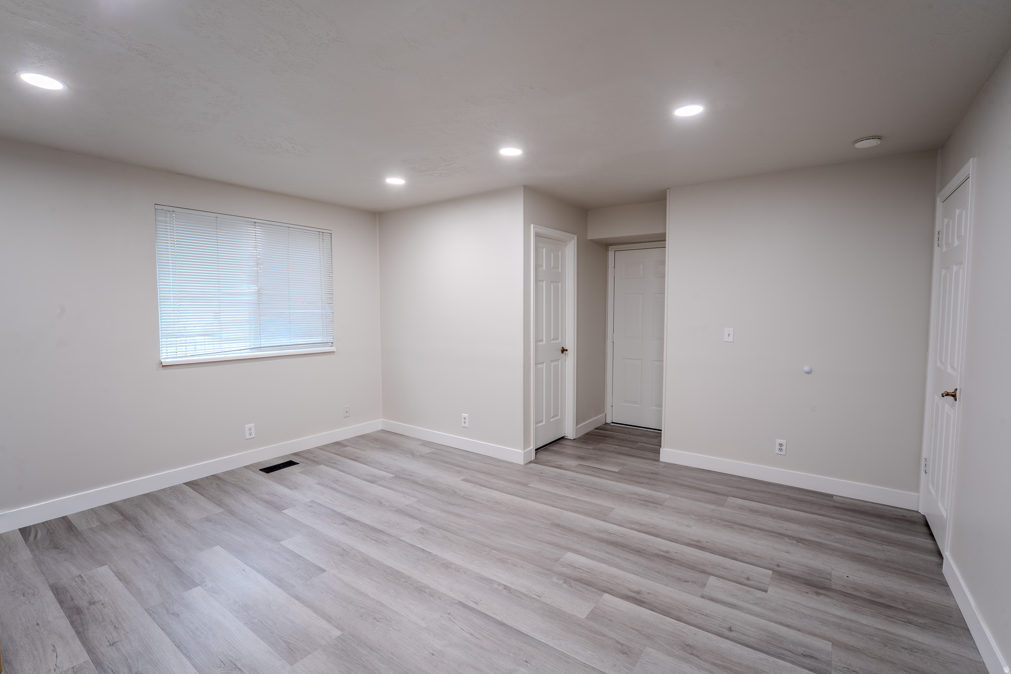 PARK CREEKE - Residential