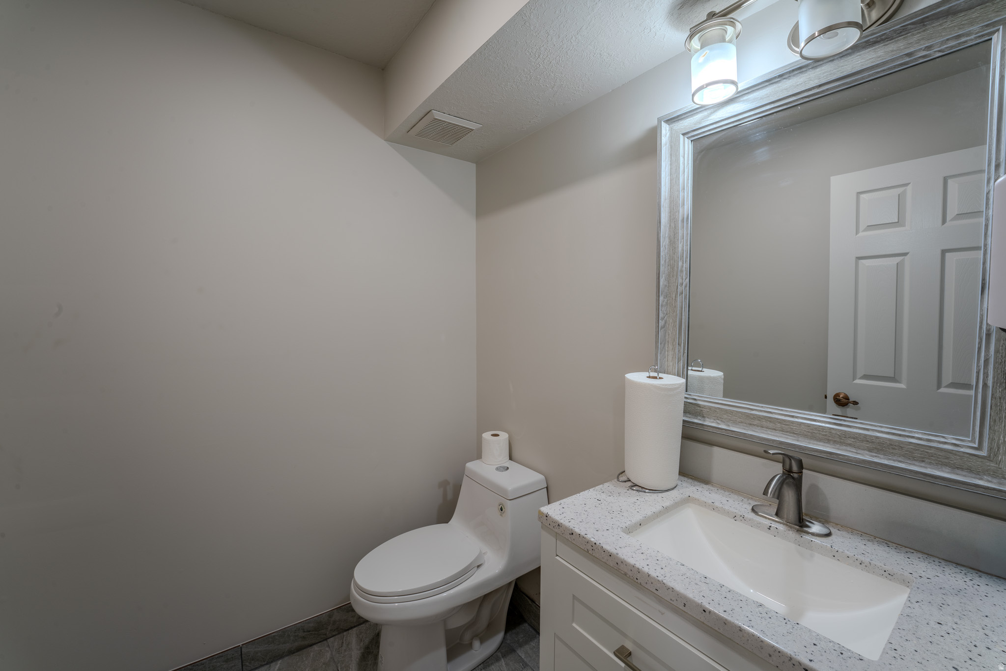 PARK CREEKE - Residential